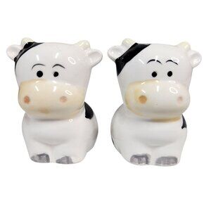 Unbranded Vintage Porcelain Farm Cow Salt and Pepper Shaker Set